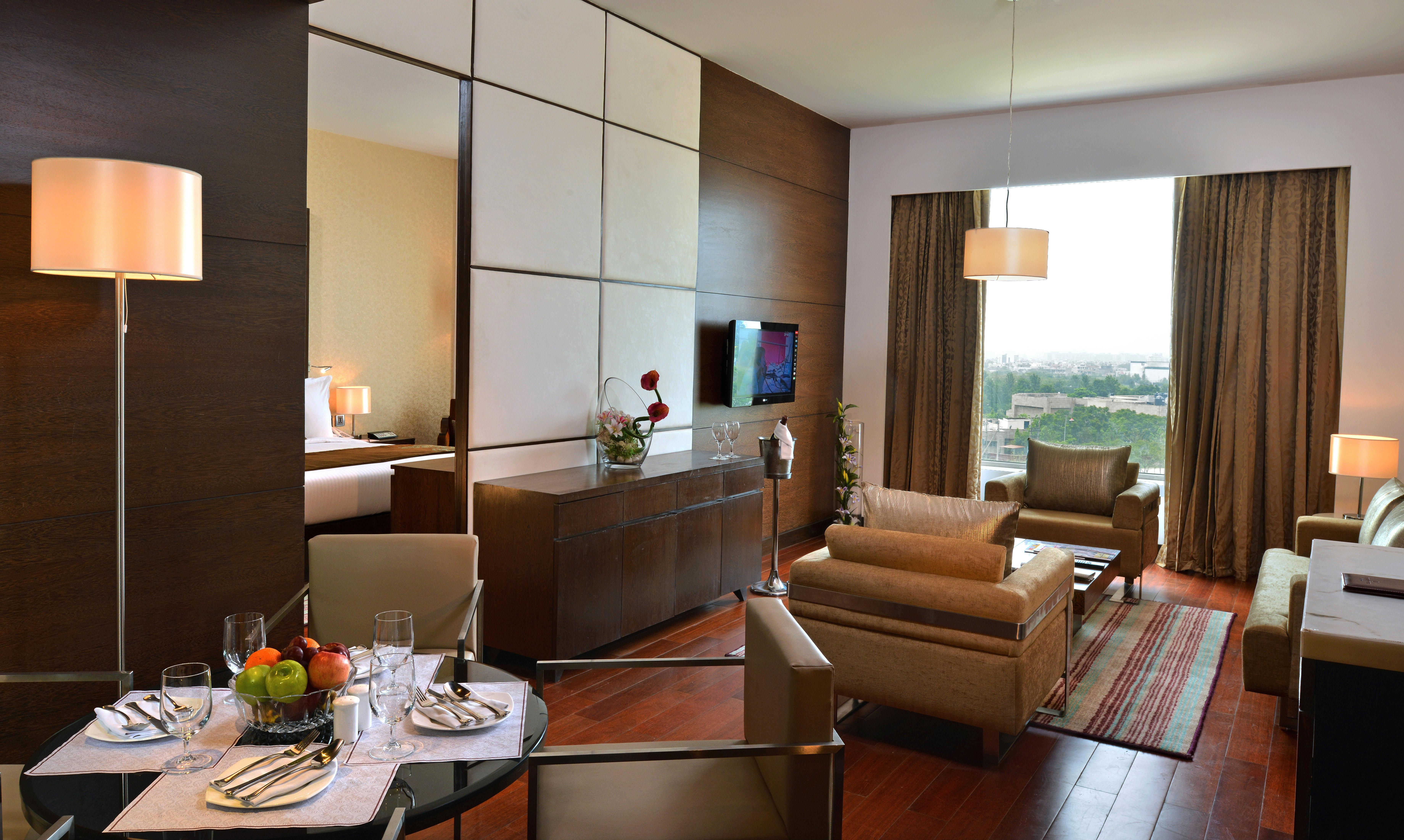 Holiday Inn Chandigarh Panchkula, An Ihg Hotel Pokój zdjęcie Suite at the Taj Bengal