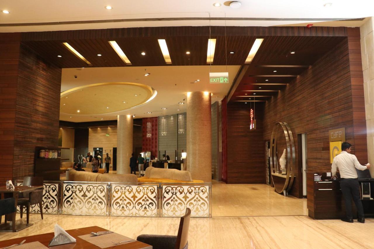 Holiday Inn Chandigarh Panchkula, An Ihg Hotel Zewnętrze zdjęcie Lobby
