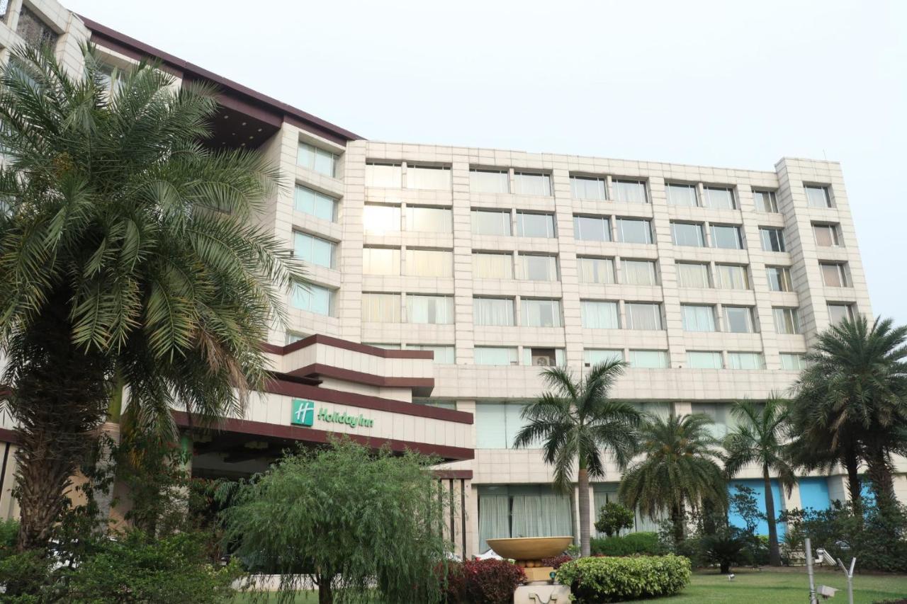 Holiday Inn Chandigarh Panchkula, An Ihg Hotel Zewnętrze zdjęcie