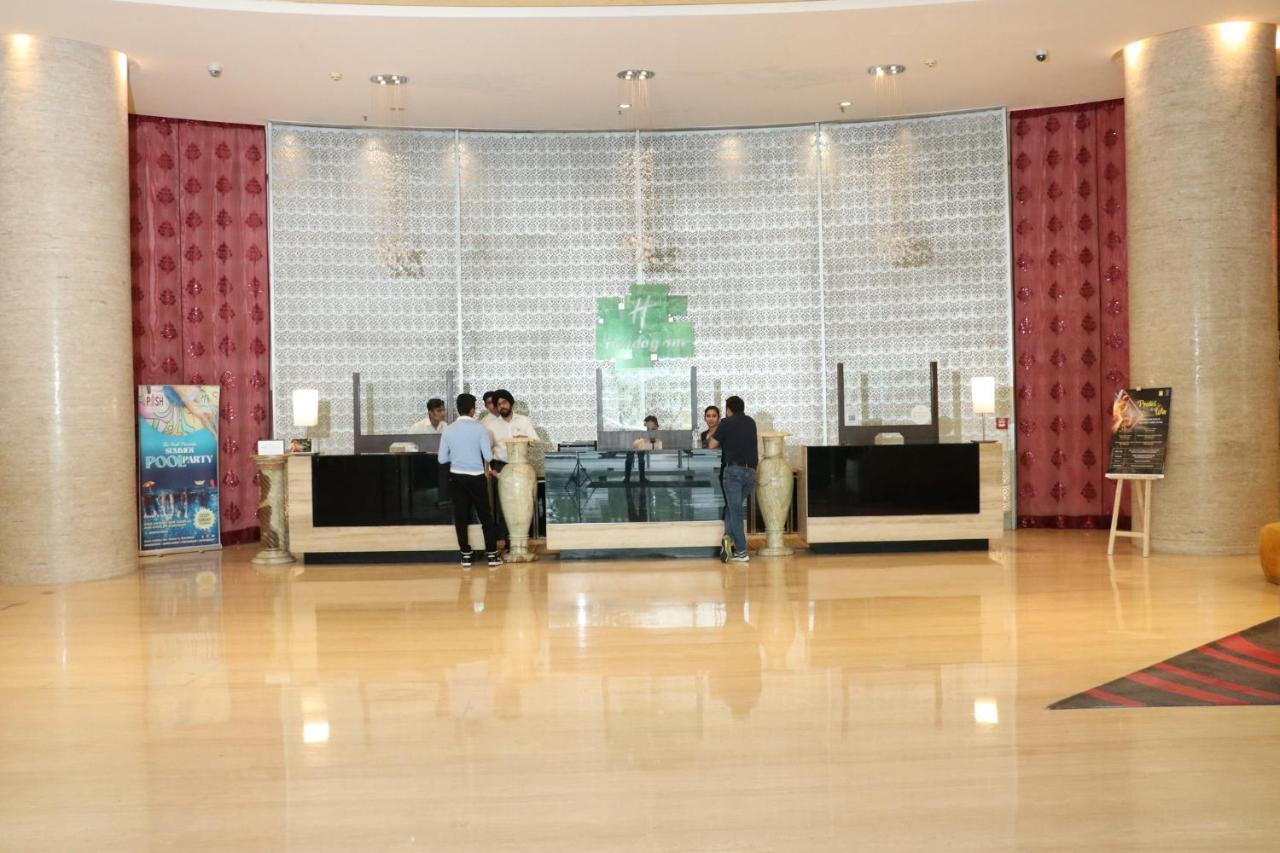 Holiday Inn Chandigarh Panchkula, An Ihg Hotel Zewnętrze zdjęcie