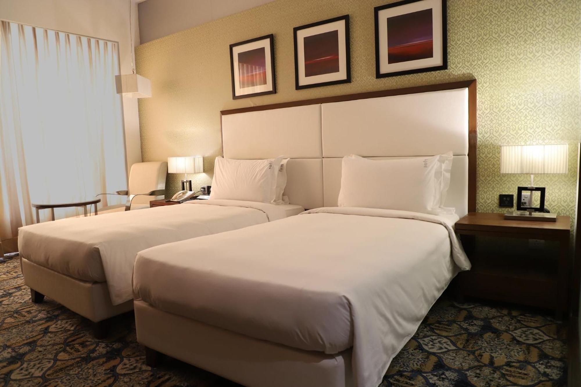 Holiday Inn Chandigarh Panchkula, An Ihg Hotel Zewnętrze zdjęcie A room at the hotel