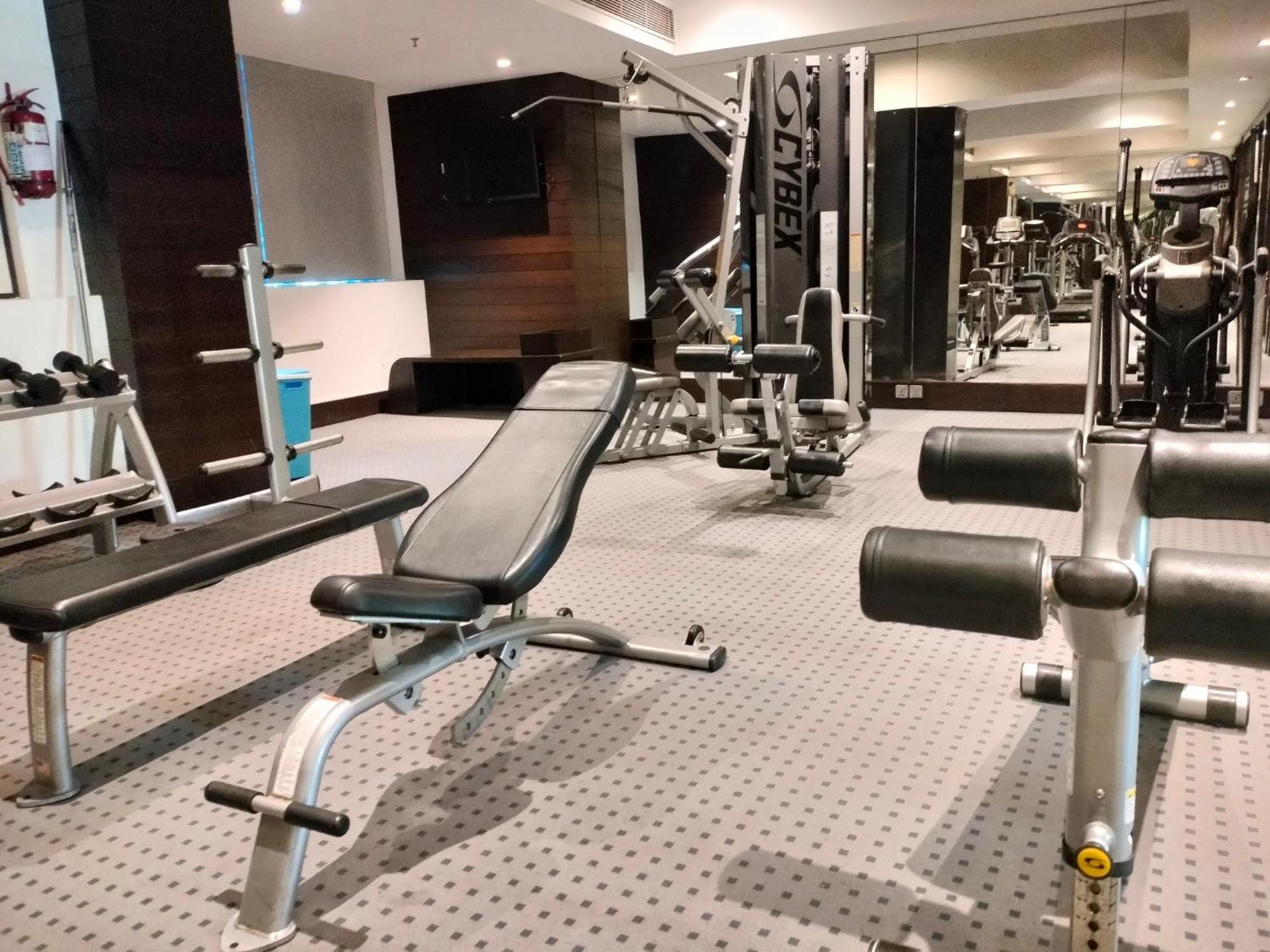 Holiday Inn Chandigarh Panchkula, An Ihg Hotel Zewnętrze zdjęcie The gym at the hotel